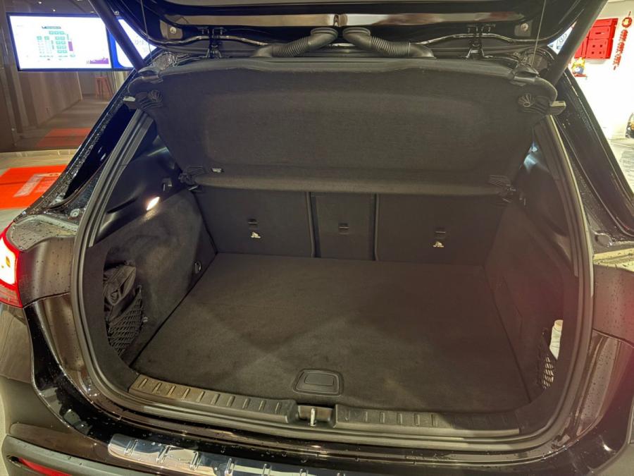 EQA250 AMG - Image 5